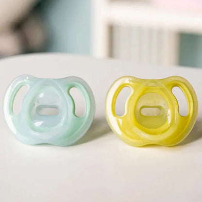 Tommee Tippee UltraLight Soothers 6-18m
